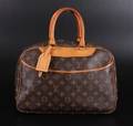 Louis Vuitton, taske, model Deauville