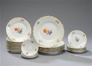 Kongelig Porcelæn. Dele til Let Saksisk Blomst service 21