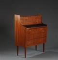Dansk møbelproducent. Kommodetoiletmøbel af teaktræ