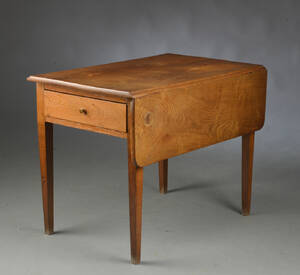 Klapbord af egetræ, 1900-tallet