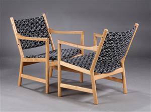 Hans J. Wegner. Par lænestole, Carl Hansen  Søn, model CH-52. 2