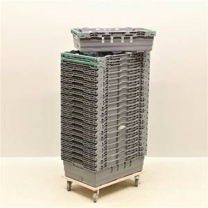 Plastbackar