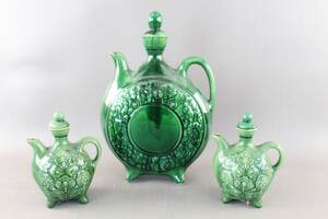 Kannor i porslin 3 st