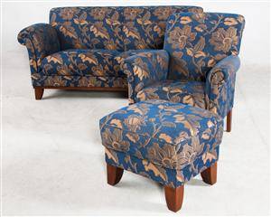 Lounge Suite Sofa, Sessel, Fußhocker 3