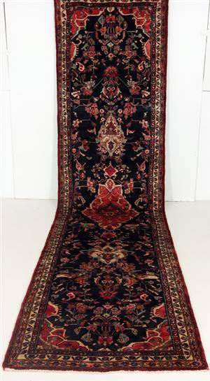 Persisk Nahavand 466 x 112 cm.