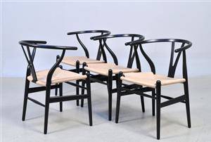 Hans J. Wegner. Sæt på fire Y- stole, model CH-24 4 