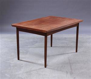 Dansk møbelproducent. Spisebord, teaktræ 