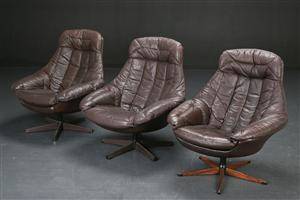 H. W. Klein. Tre lænestole, læder 3