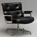 Charles og Ray Eames. Lobby Chair, ES-105, sort læder