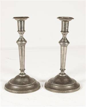 Ljusstakar 2 st i tenn, 1900-talets början 2