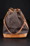 Louis Vuitton. Skuldertaske. Model Noé. Monogram canvas. Denne vare er sat til omsalg under nyt varenummer 5014938
