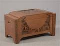 Kamferkiste med skæringer 