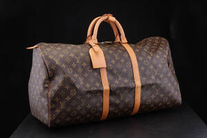 Louis Vuitton. Weekend  rejsetaske. Monogram canvas. Model Keepall 55.  Denne vare er sat til omsalg under nyt varenummer 5003122