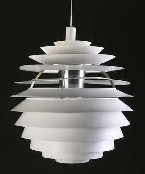Poul Henningsen. Pendel, model KuglenLouvre, Ø 60 cm