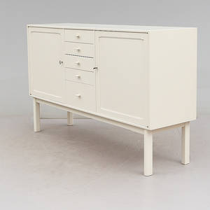 SIDEBOARD