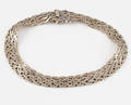 ARMBAND