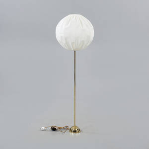 GOLVLAMPA