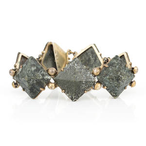 ARMBAND med kolmårdsmarmor