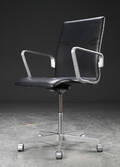 Arne Jacobsen. Oxford kontorstol, sort læder