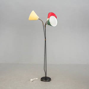 GOLVLAMPA