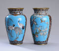 Et par kinesiske cloisonné vaser, 1900-tallets 1. halvdel 2