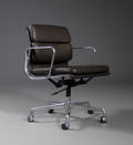 Charles Eames. Softpad armstol