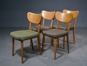 Fritz Hansen fire stole af bøg 4 Denne vare er sat til omsalg under nyt varenummer 4763699