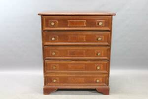 Byrå i Engelsk stil