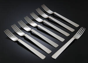 Sigvard Bernadotte for Georg Jensen. Bernadotte middagsgafler af sterlingsølv 8