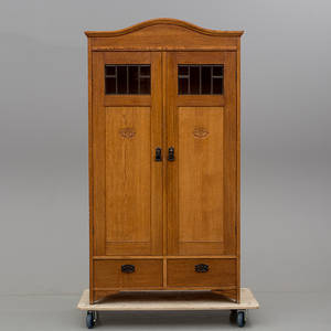 KLÄDSKÅP  LINNESKÅP