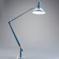 VÄGGLAMPA