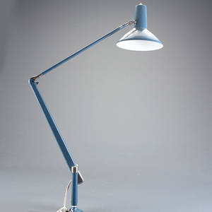 VÄGGLAMPA