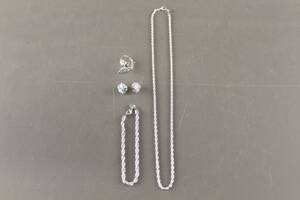 Halskedja, armband, ring och örhängen 1 par i silver