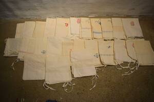 Broderade örngott A287