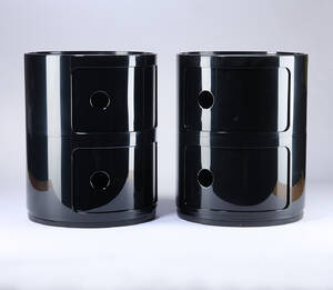 Anna Castelli Ferrieri for Kartell. Componibili. To borde, model 4966, sort. 2 