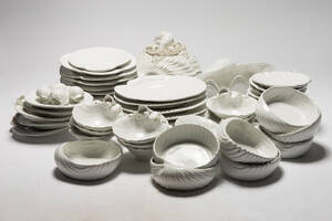 Muschelserviceteile, Keramik, weiß 56