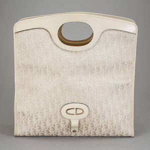 HANDVÄSKA  CLUTCH