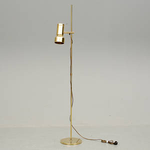 GOLVLAMPA