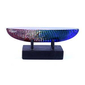 BERTIL VALLIEN. . Skulptur, glas,  båt, Kosta Boda, signerad.