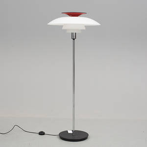 GOLVLAMPA