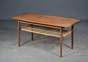 Sofabord af teak hylde med flet