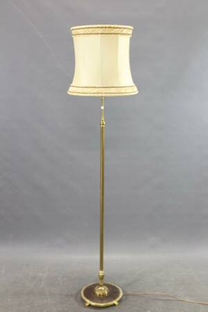 Golvlampa i mässing
