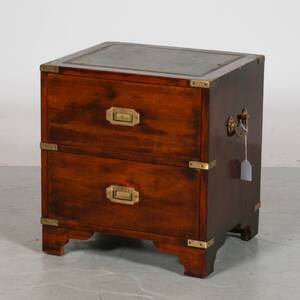 BYRÅ, engelsk stil, 1900-tal