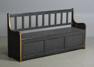 Slagbænk, bemalt fyrretræ