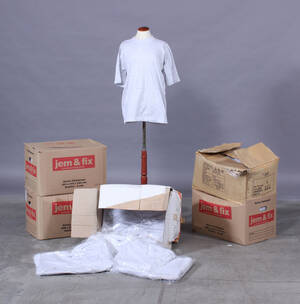 Parti med T-shirts, ass. størrelser ca. 380 stk