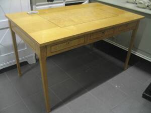 Skrivbord, Alm  Björk