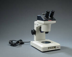 Mikroskop Leica zoom 2000 elektrisk.