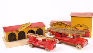 Modelbrandbiler og redningsstationer i træ 4