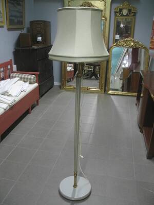 Golvlampa, Gustaviansk stil