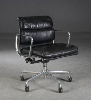 Charles Eames. Soft Pad kontorstol model EA 217. Denne vare er sat til omsalg under nyt varenummer 5066738
